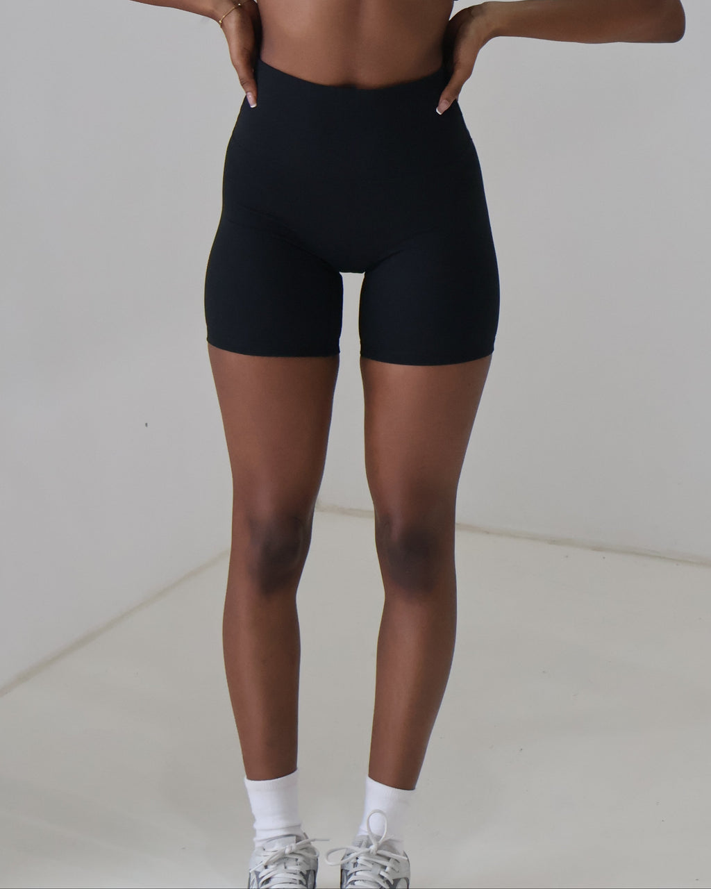 Power Shorts | Black