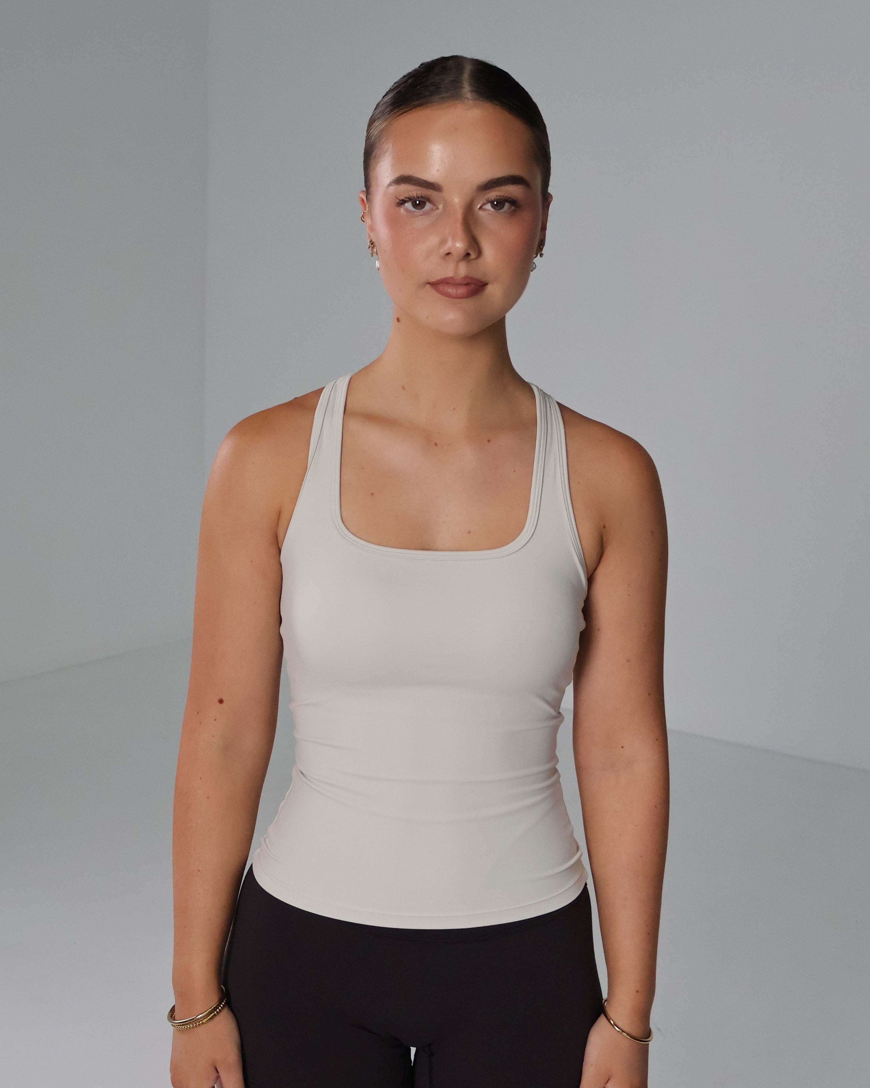 Active Racer Singlet | Beige