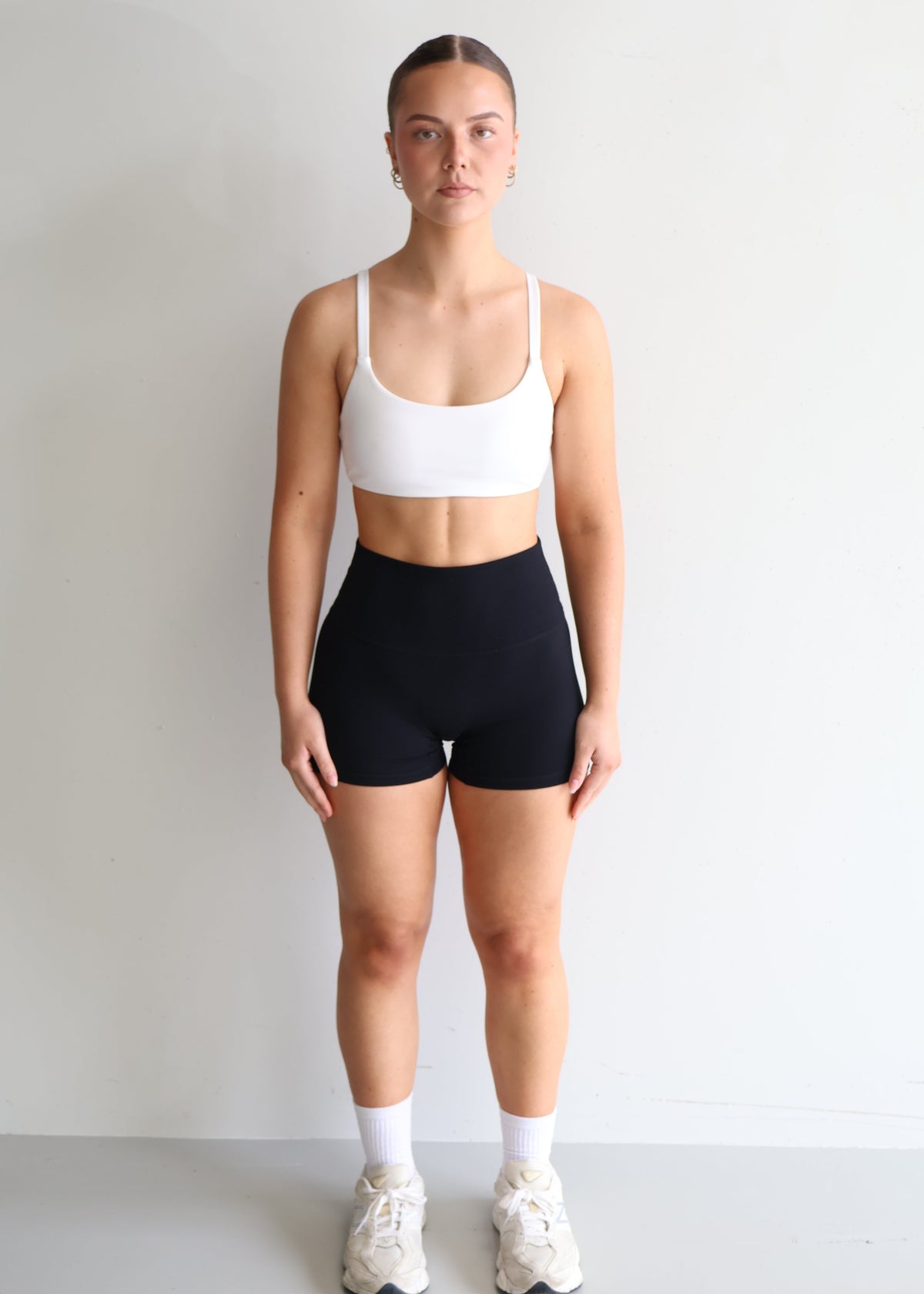 Perform Sports Bra | White