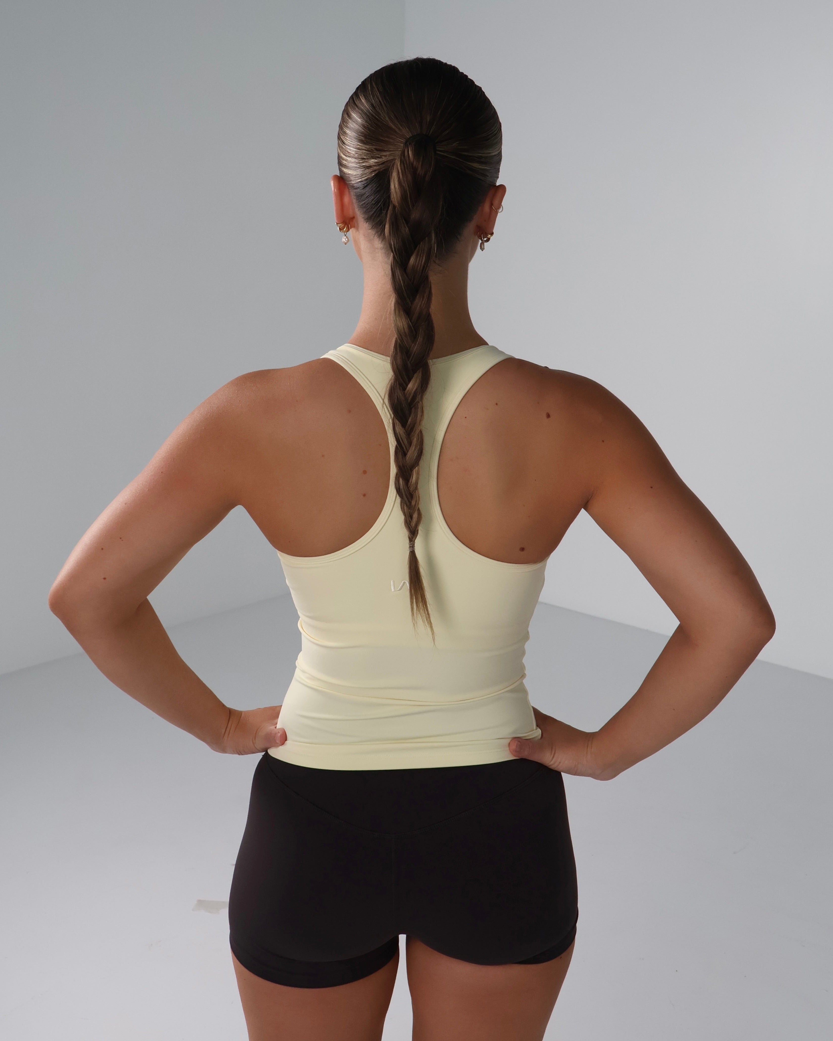 Active Racer Singlet | Butter