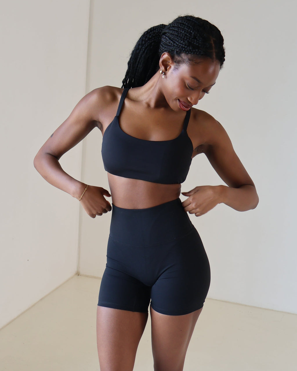 Perform Sports Bra | Black