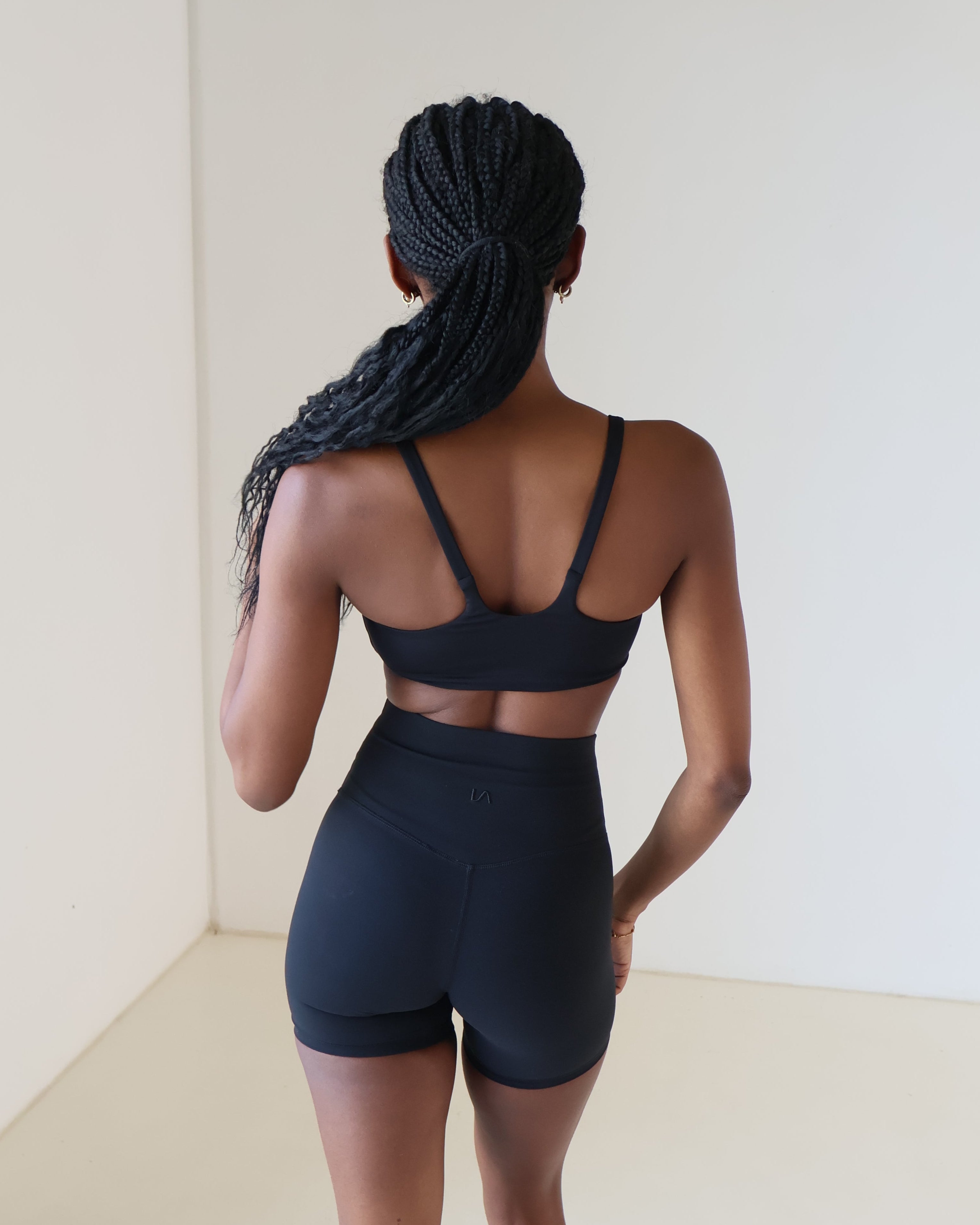 Perform Sports Bra | Black