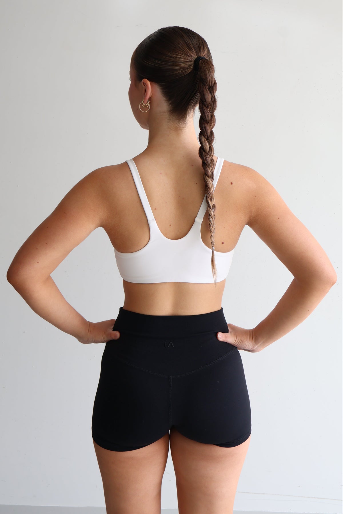 Perform Sports Bra | White