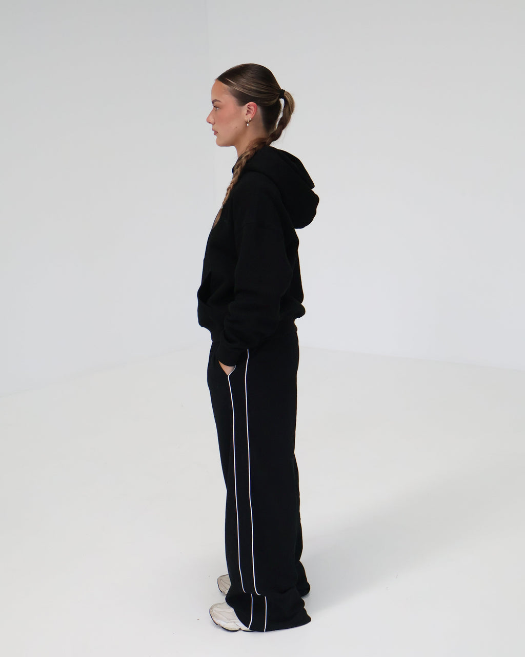 Wide Leg Trackpants | Black