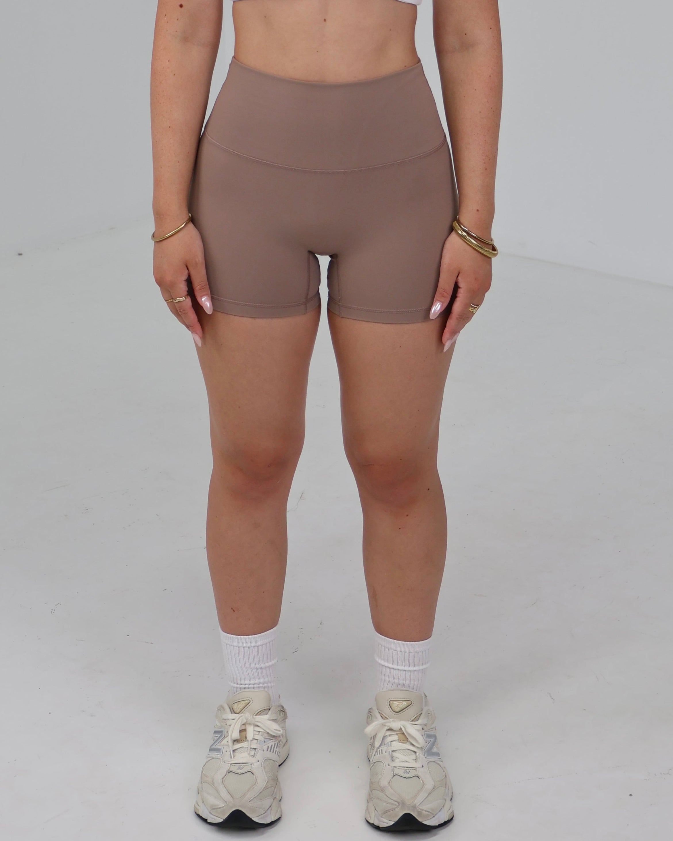 Power Shorts Minis | Tan